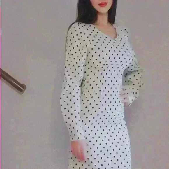 Cherie Polka Dot Parisienne Long Sleeve Midi Dress - Picture 3 of 5